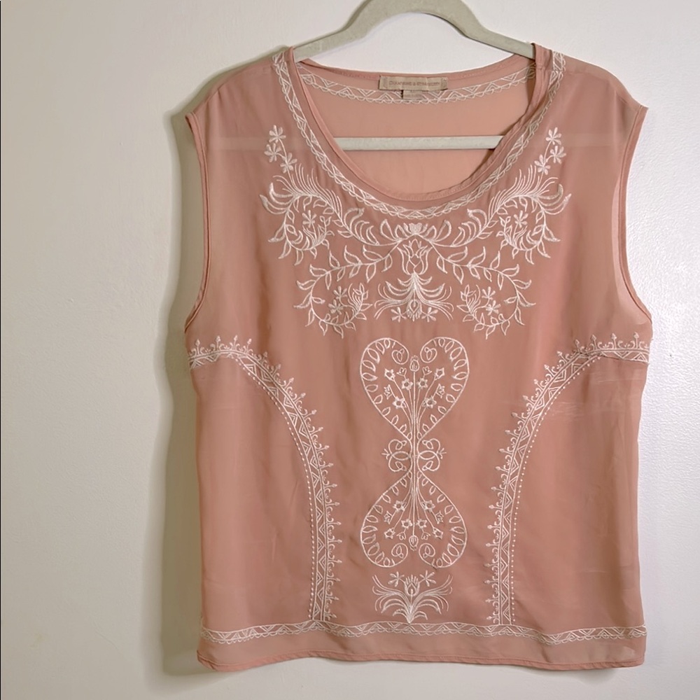 Champagne & Strawberry white embroidered tank size xl pink peach summer beach